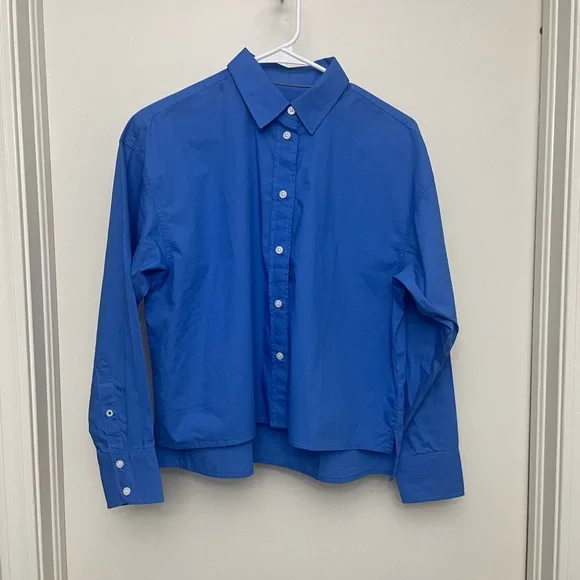 NWT Women’s J. Crew Blue Button Down Shirt - Picture 1 of 5